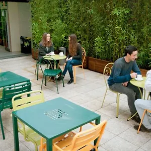 Hostel Pere Tarres